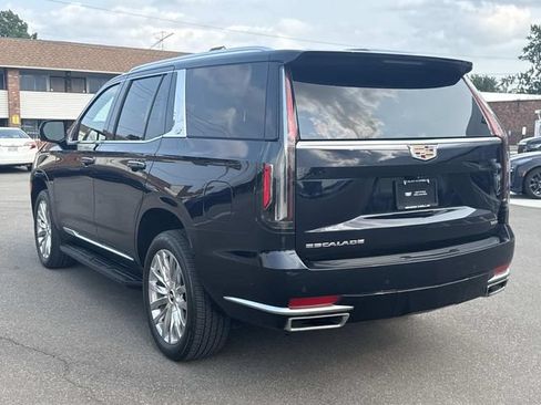 Certified 2024 Cadillac Escalade Premium Luxury w/ LPO, Floor Liner Package AWD/4WD image 8