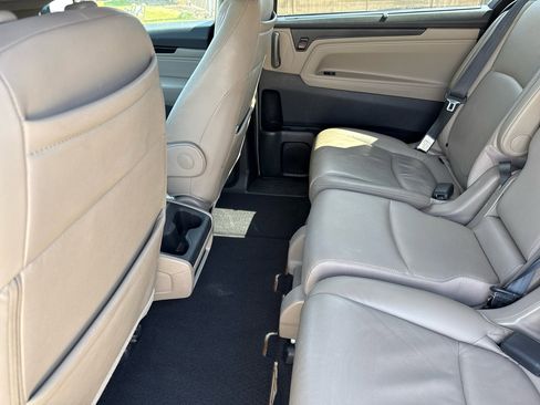 Used 2018 Honda Odyssey Elite image 47