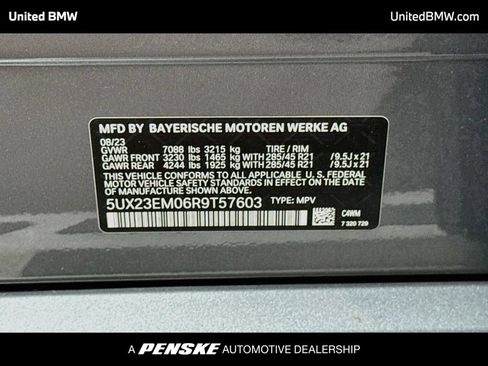 Used 2024 BMW X7 xDrive40i w/ M Sport Package AWD/4WD image 16