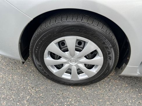 Used 2010 Toyota Corolla FWD image 26