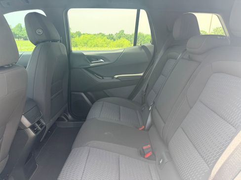 New 2026 Chevrolet Equinox LT w/ Safety and Technology Package FWD image 16
