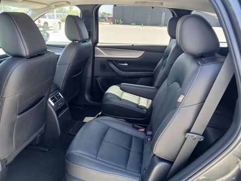 Used 2024 MAZDA CX-90 3.3 Turbo w/ Preferred Package AWD/4WD image 15