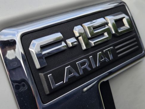 Used 2022 Ford F150 Lariat w/ Equipment Group 502A High AWD/4WD image 10