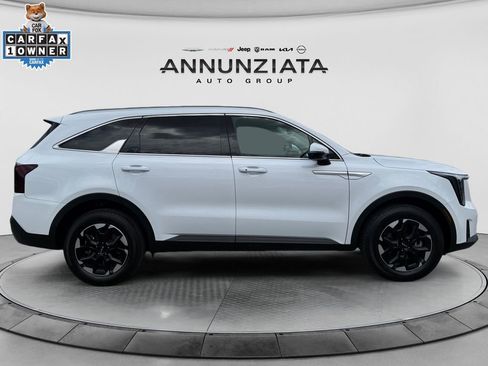 Certified 2024 Kia Sorento S AWD/4WD image 6