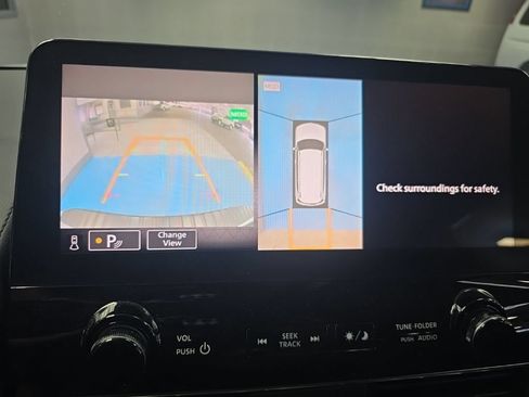 Used 2023 Nissan Armada SL w/ Captain's Chairs Package AWD/4WD image 29