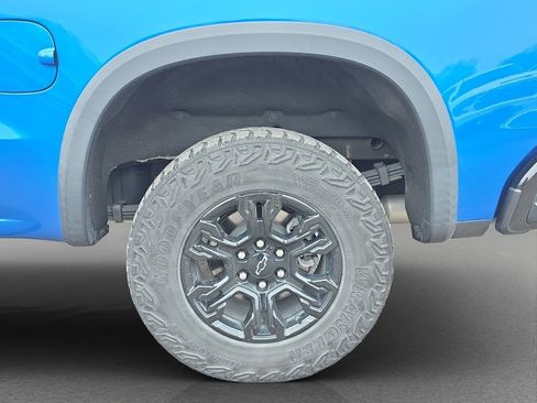 Used 2023 Chevrolet Silverado 1500 ZR2 w/ Technology Package image 5