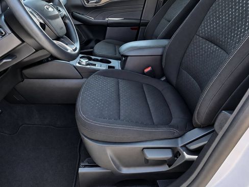 Used 2025 Ford Escape Active w/ Tech Pack #1 AWD/4WD image 17