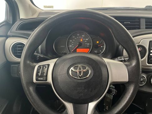 Used 2012 Toyota Yaris LE FWD image 26