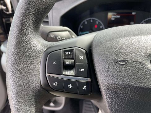 Used 2025 Ford Transit 350 XLT RWD image 27