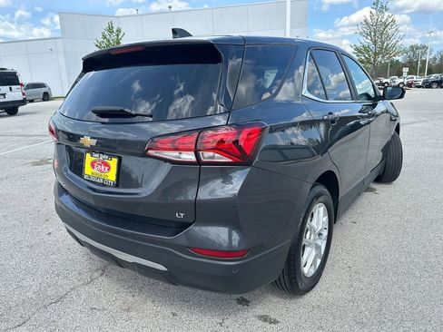 Used 2023 Chevrolet Equinox LT FWD image 3