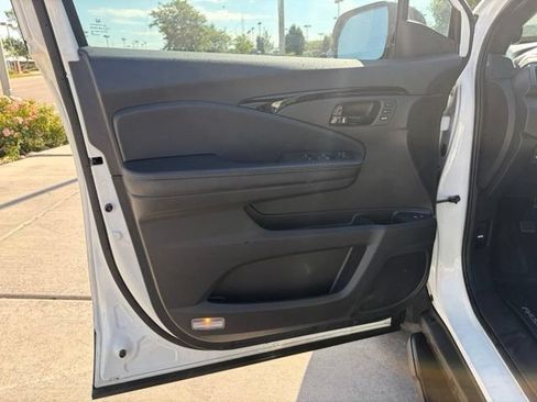 Used 2022 Honda Passport Elite image 9