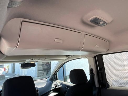 Used 2020 Ford Transit Connect XLT FWD image 27