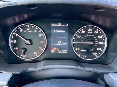 Used 2024 Subaru Crosstrek 2.0i Premium image 25