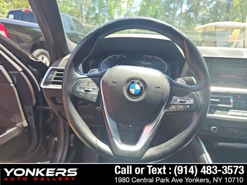 Used 2021 BMW 330i Sedan w/ Premium Package RWD image 11