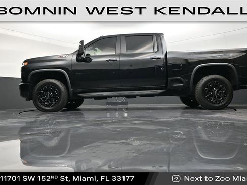 Used 2022 Chevrolet Silverado 2500 LTZ w/ LTZ Plus Package image 21