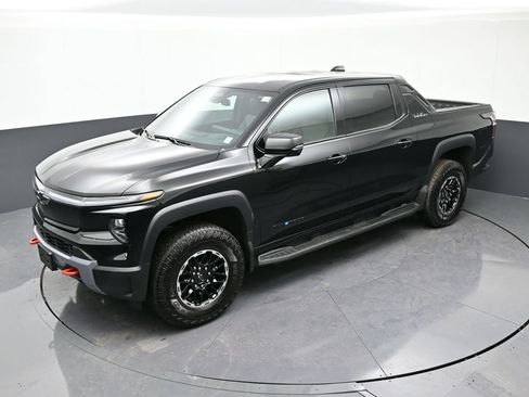 Used 2026 Chevrolet Silverado EV Trail Boss w/ Plus Package AWD/4WD image 16