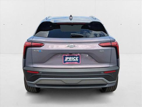 New 2025 Chevrolet Blazer EV LT image 6