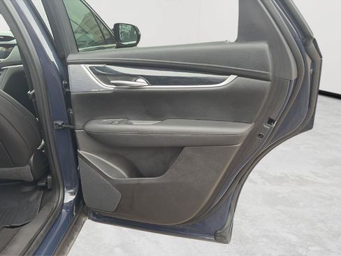 Certified 2024 Cadillac XT5 Premium Luxury w/ LPO, Floor Liner Package AWD/4WD image 18