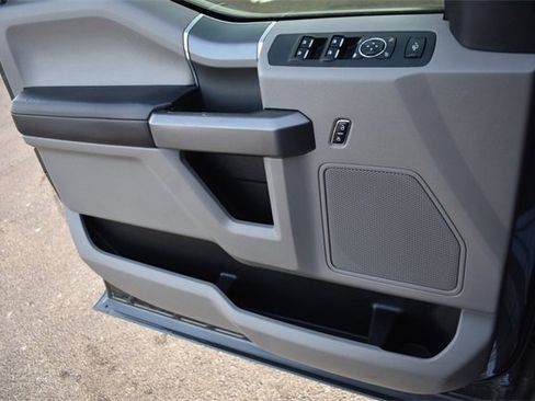 Used 2019 Ford F250 XLT w/ XLT Premium Package image 35