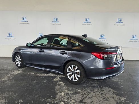 Used 2022 Honda Civic LX image 4