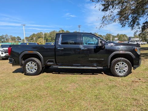Used 2020 GMC Sierra 2500 Denali w/ Denali Ultimate Package image 3