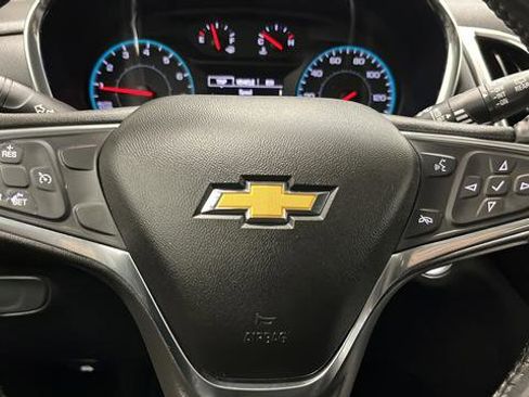 Used 2018 Chevrolet Equinox LT image 15