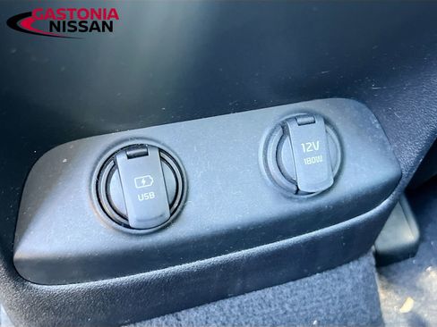 Used 2018 Kia Sorento LX image 33