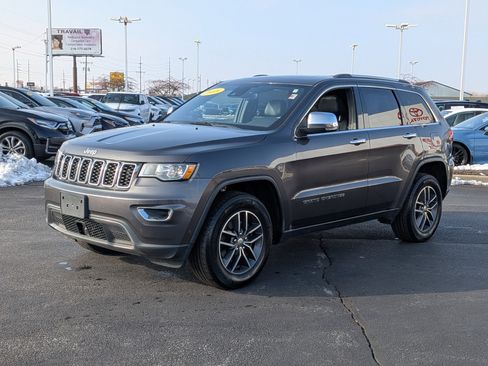 Used 2018 Jeep Grand Cherokee Limited image 4
