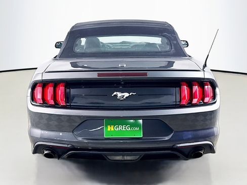 Used 2018 Ford Mustang Premium image 8