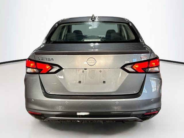 Used 2025 Nissan Versa SR FWD image 6