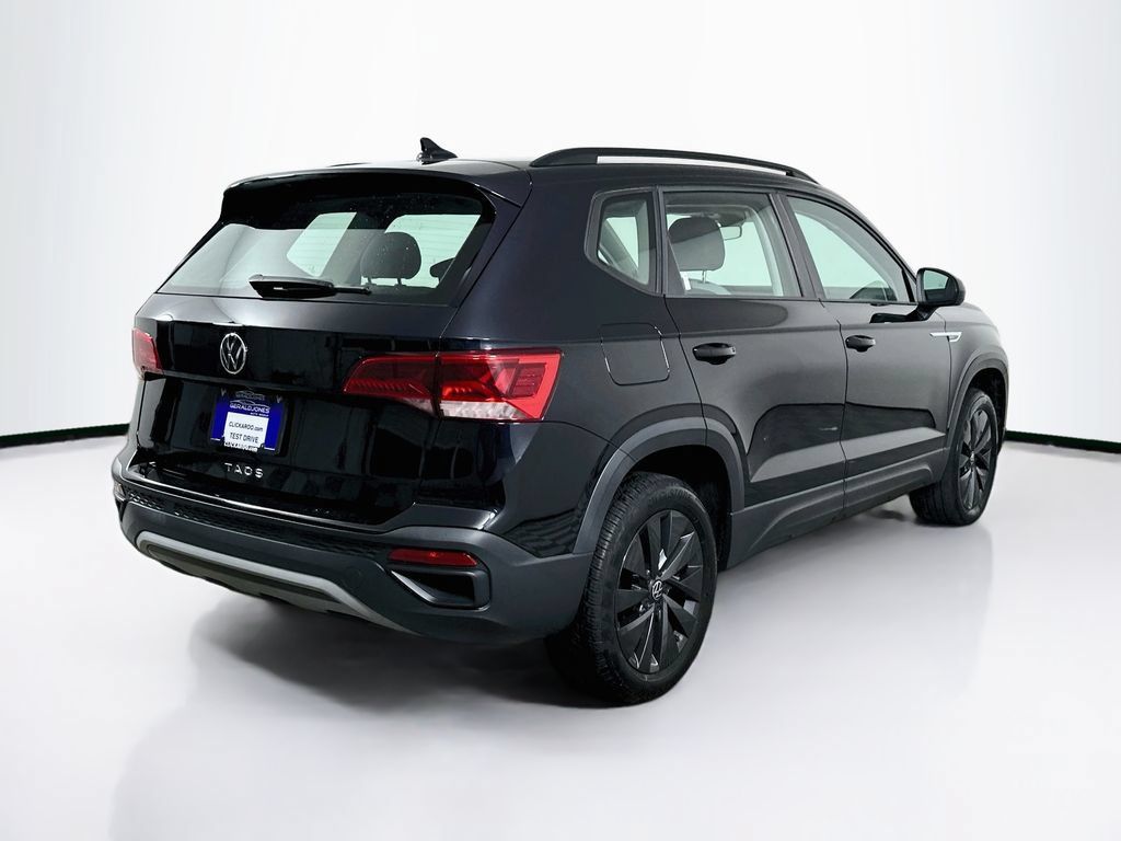 Used 2024 Volkswagen Taos S FWD image 8