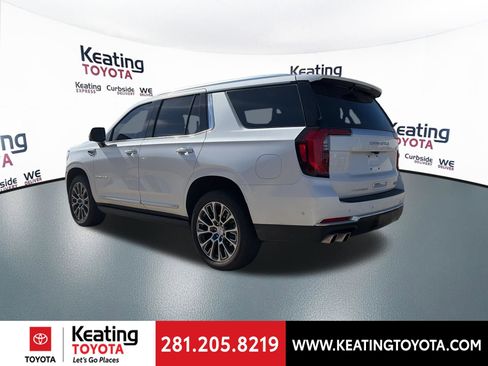 Used 2025 GMC Yukon Denali w/ Sun & Power Step Package image 5