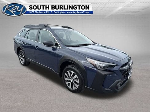 Used 2025 Subaru Outback AWD/4WD image 8