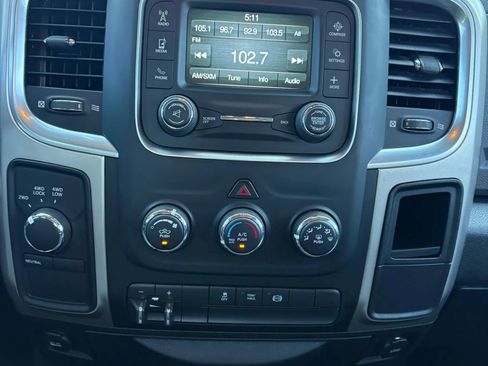 Used 2018 RAM 2500 SLT AWD/4WD image 11