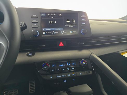 New 2026 Hyundai Elantra SEL Sport Premium FWD image 24