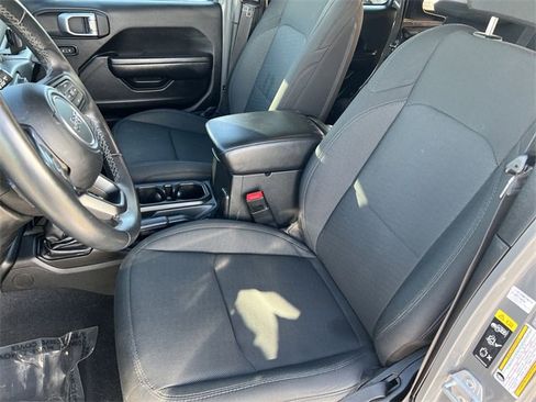 Used 2020 Jeep Wrangler Unlimited Sport S image 25
