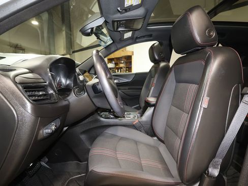 Used 2022 Chevrolet Equinox RS w/ Infotainment Package AWD/4WD image 22