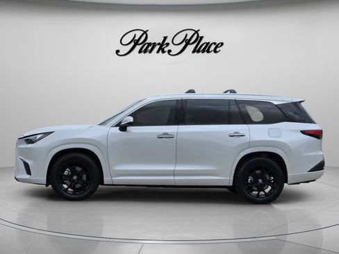 Used 2024 Lexus TX 350 FWD image 2