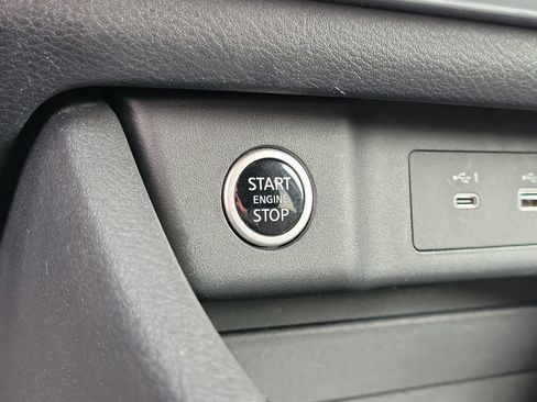 Certified 2023 Nissan Rogue SV AWD/4WD image 28