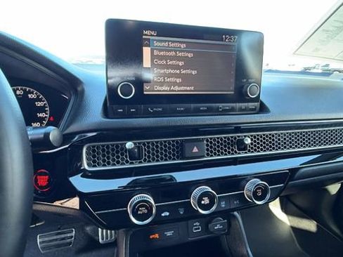 Used 2023 Honda Civic Sport image 24