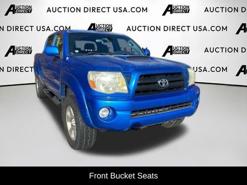 Used 2005 Toyota Tacoma PreRunner image 5