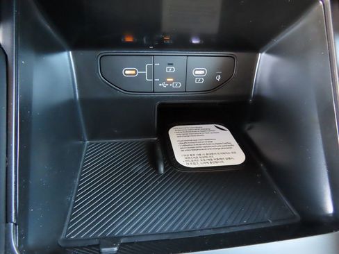 New 2026 Kia Sorento S image 11