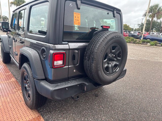 Used 2022 Jeep Wrangler Unlimited Sport AWD/4WD image 25
