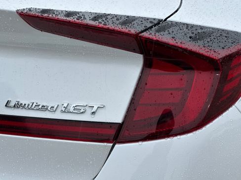 Used 2022 Hyundai Sonata Limited w/ Winter Weather Package image 35