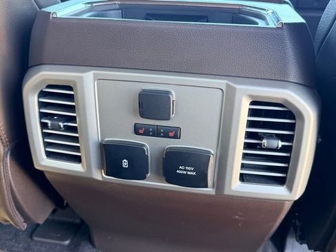 Used 2018 Ford F150 King Ranch w/ Equipment Group 601A Luxury AWD/4WD image 18