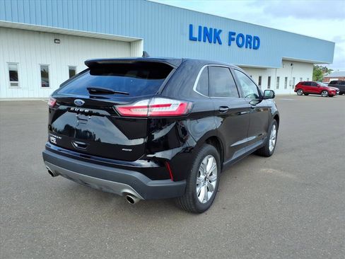 Used 2024 Ford Edge Titanium w/ Equipment Group 301A image 6