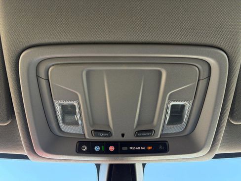 Used 2022 Chevrolet Silverado 1500 LT Trail Boss w/ Bed Protection Package image 16