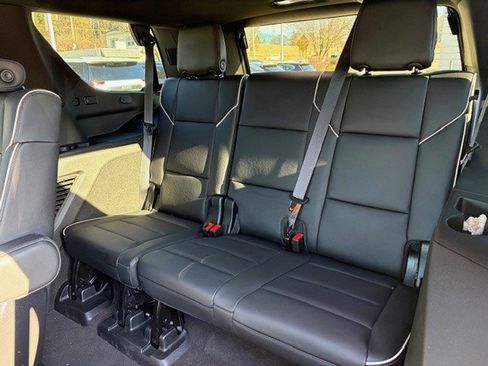 Certified 2024 Cadillac Escalade Sport w/ LPO, ONYX Package image 8