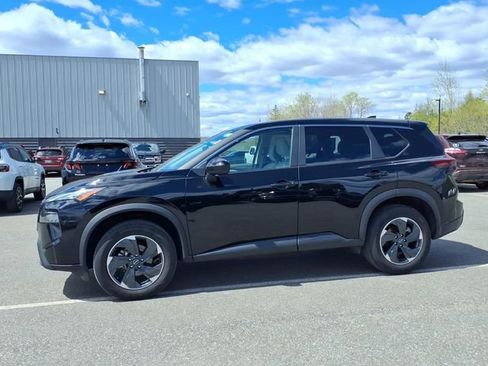 Used 2025 Nissan Rogue SV AWD/4WD image 8