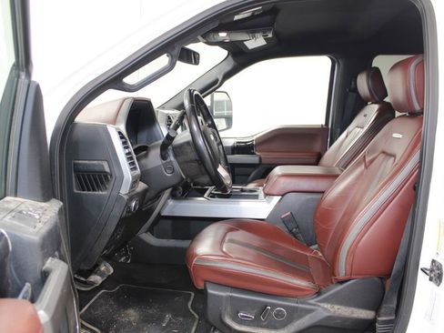 Used 2020 Ford F250 Platinum image 19
